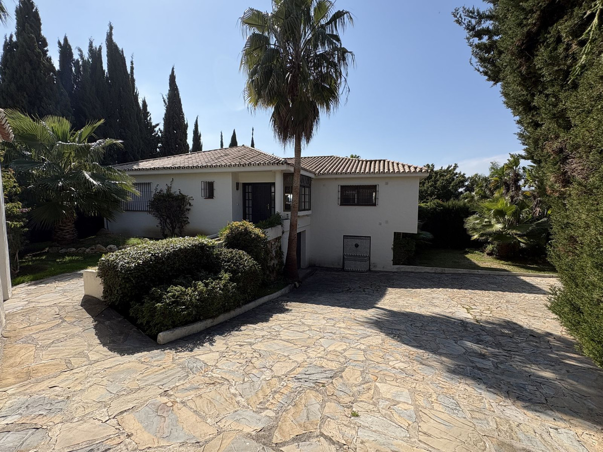 Huis te koop in Nueva Andalucía | 4 slaapkamers H5417212