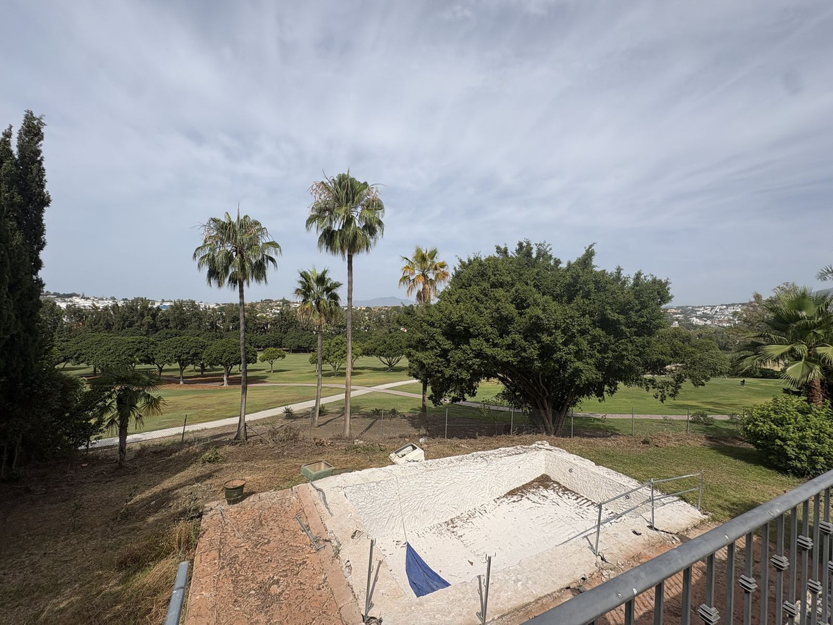 Huis te koop in Nueva Andalucía | 4 slaapkamers H5417212