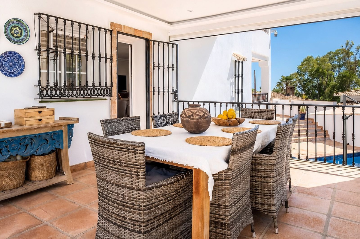 Huis te koop in Nueva Andalucía | 4 slaapkamers H5417878