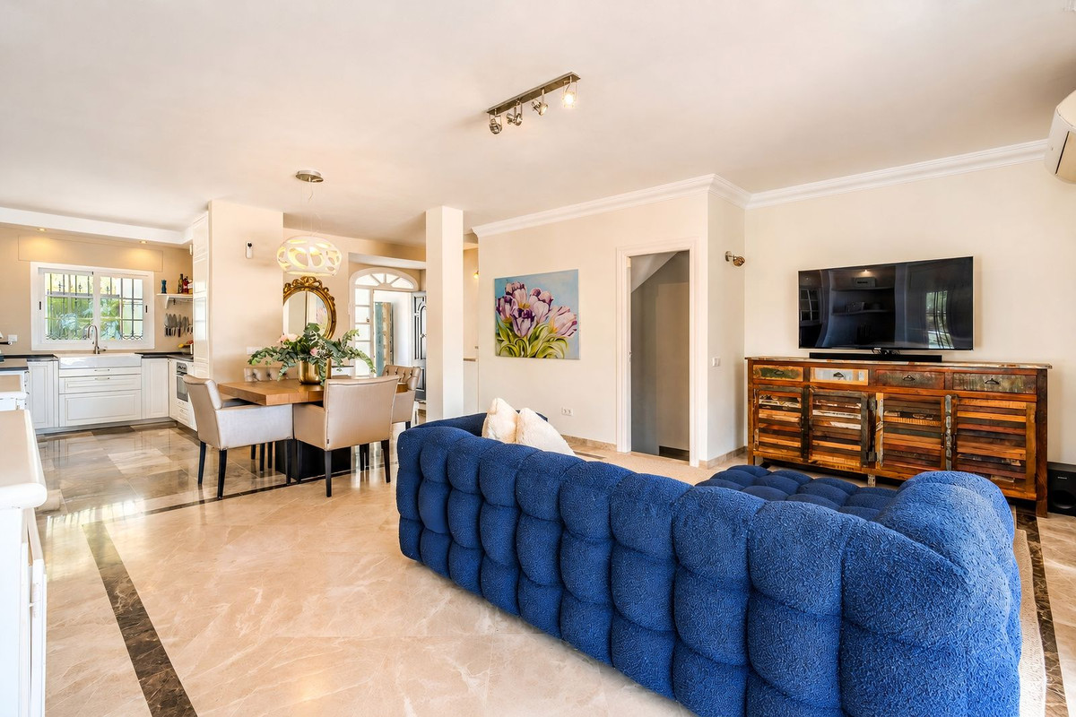 Huis te koop in Nueva Andalucía | 4 slaapkamers H5417878