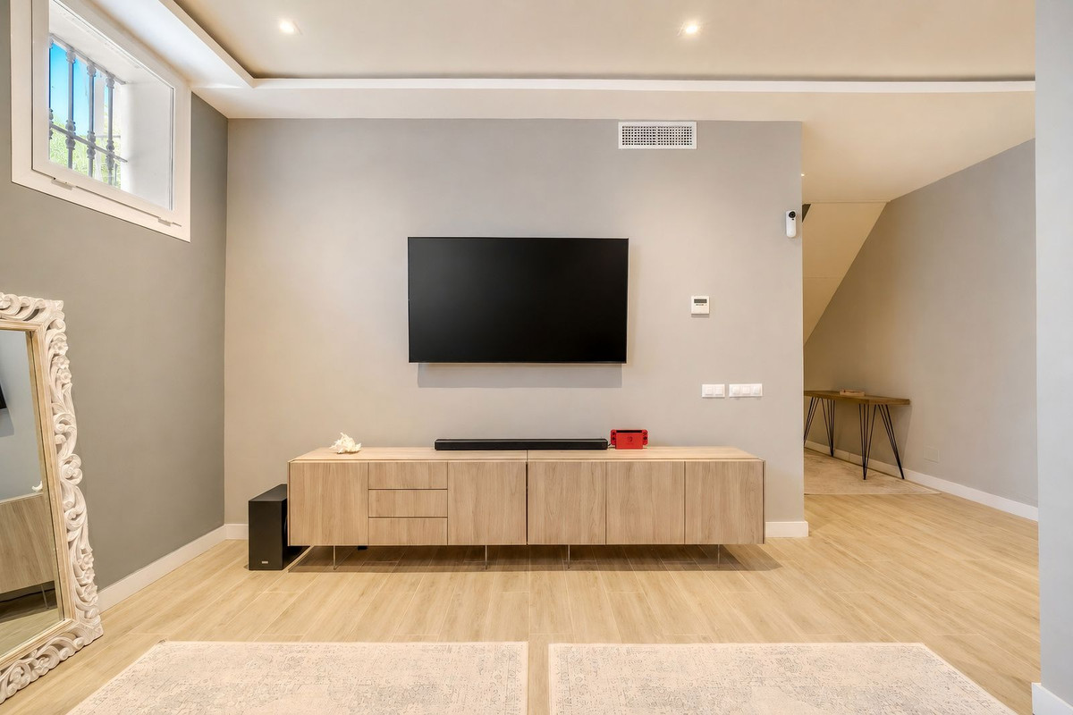 Huis te koop in Nueva Andalucía | 4 slaapkamers H5417878
