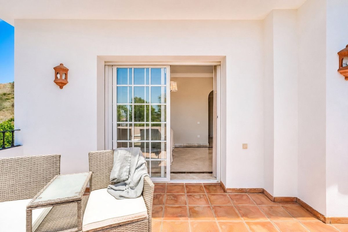 Huis te koop in Nueva Andalucía | 4 slaapkamers H5417878