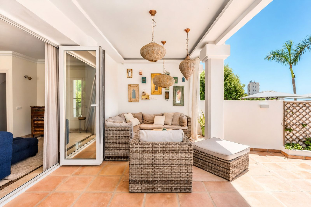 Huis te koop in Nueva Andalucía | 4 slaapkamers H5417878