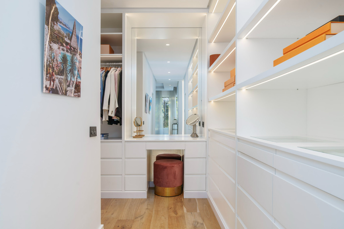Property main view 44