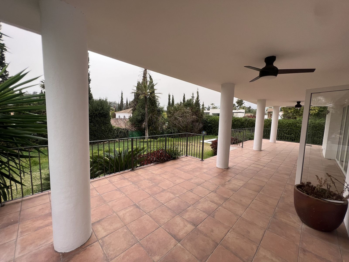 Grond te koop in Nueva Andalucía | 5 slaapkamers H5420143