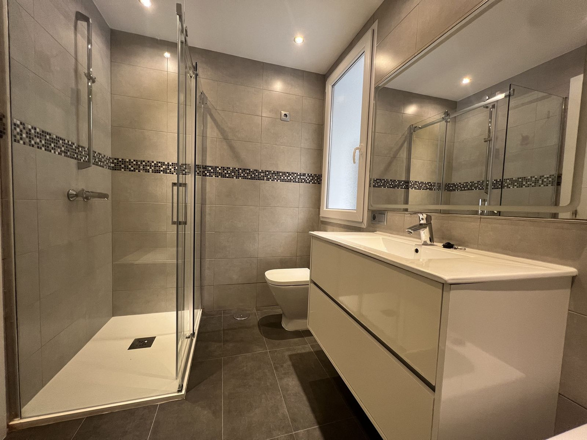 Grond te koop in Nueva Andalucía | 5 slaapkamers H5420143