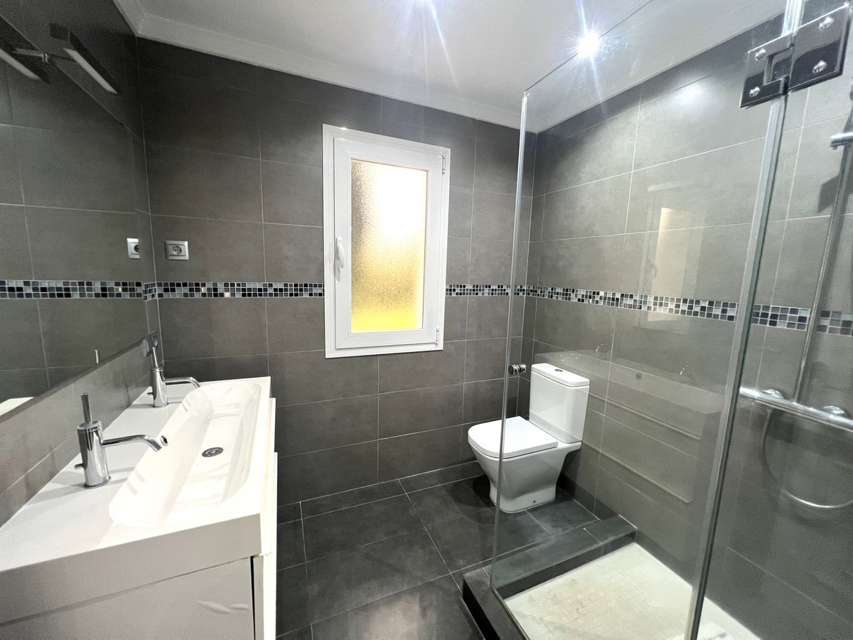 Grond te koop in Nueva Andalucía | 5 slaapkamers H5420143