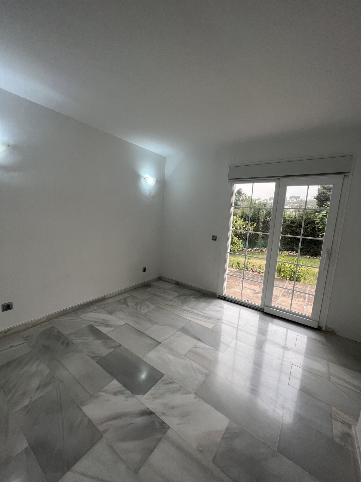 Grond te koop in Nueva Andalucía | 5 slaapkamers H5420143