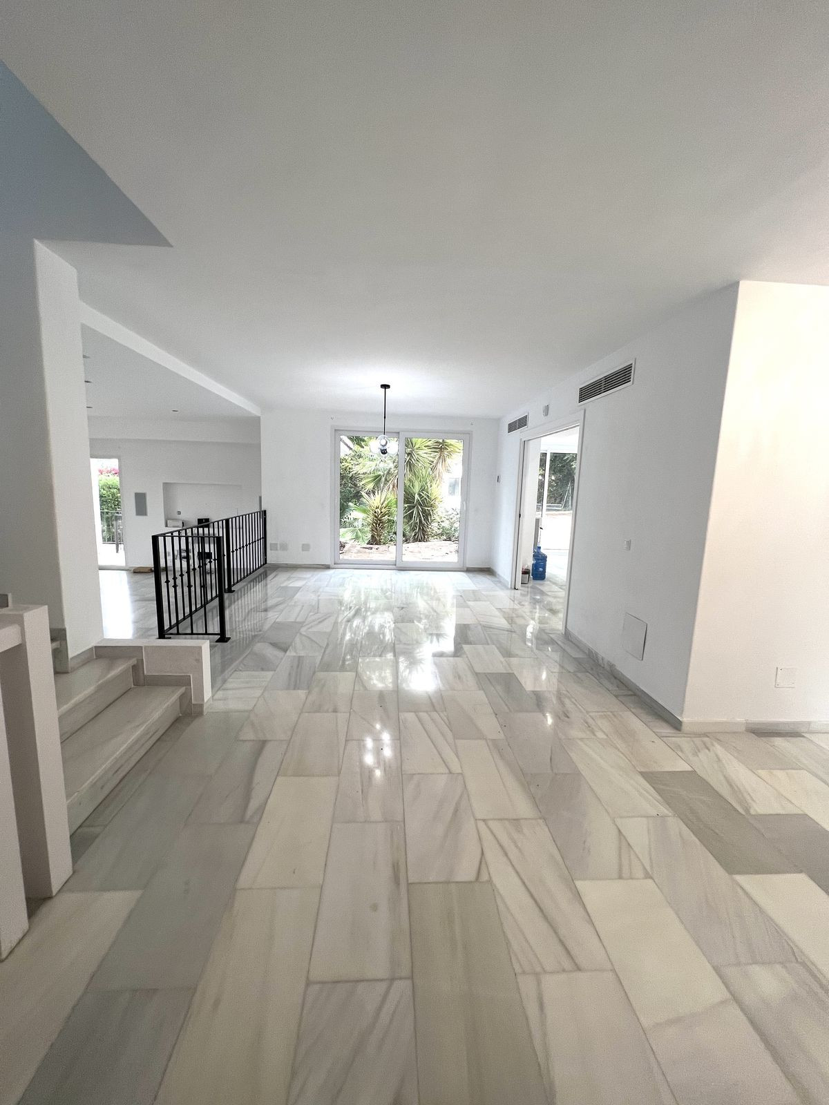 Grond te koop in Nueva Andalucía | 5 slaapkamers H5420143