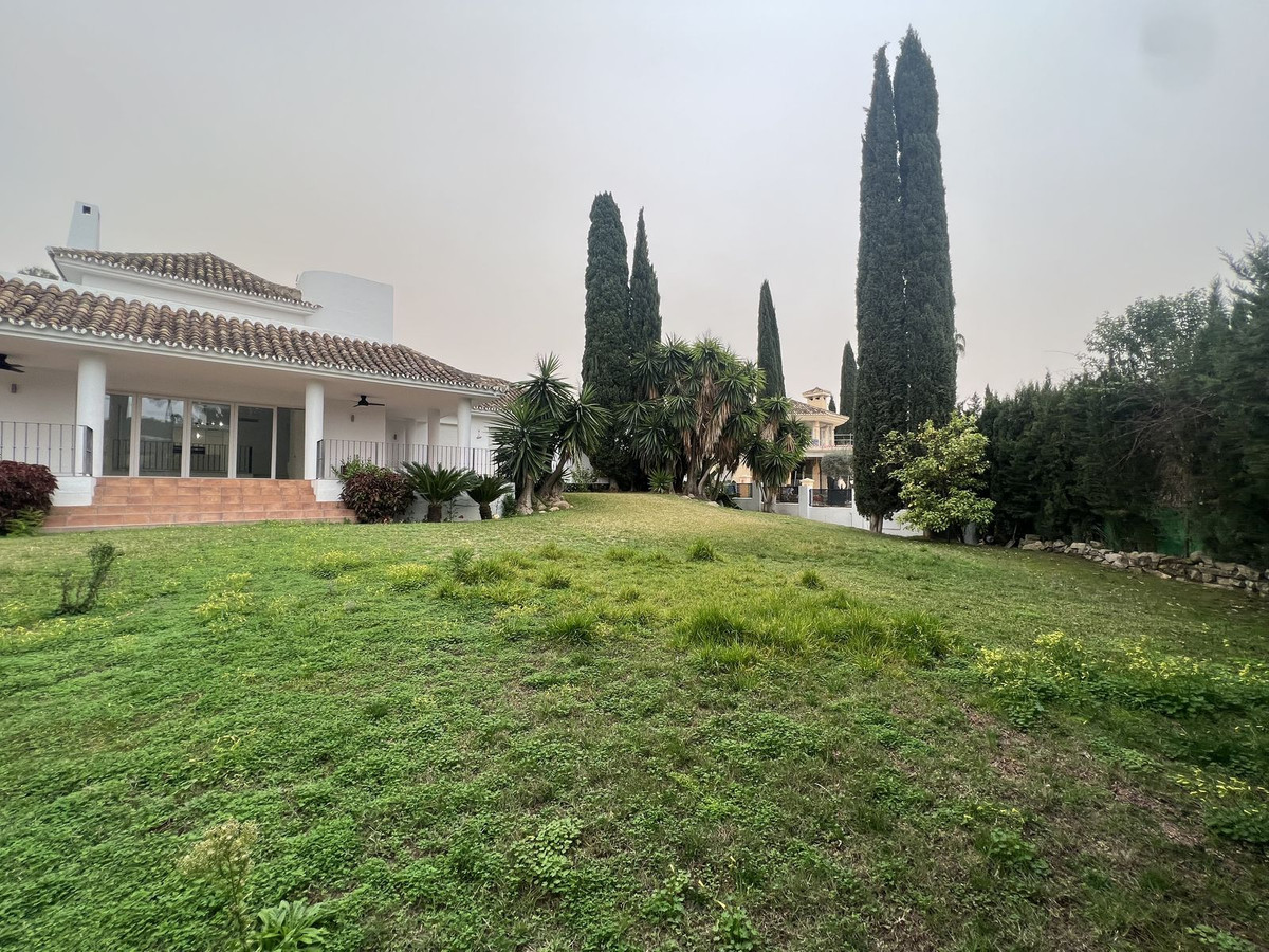 Grond te koop in Nueva Andalucía | 5 slaapkamers H5420143