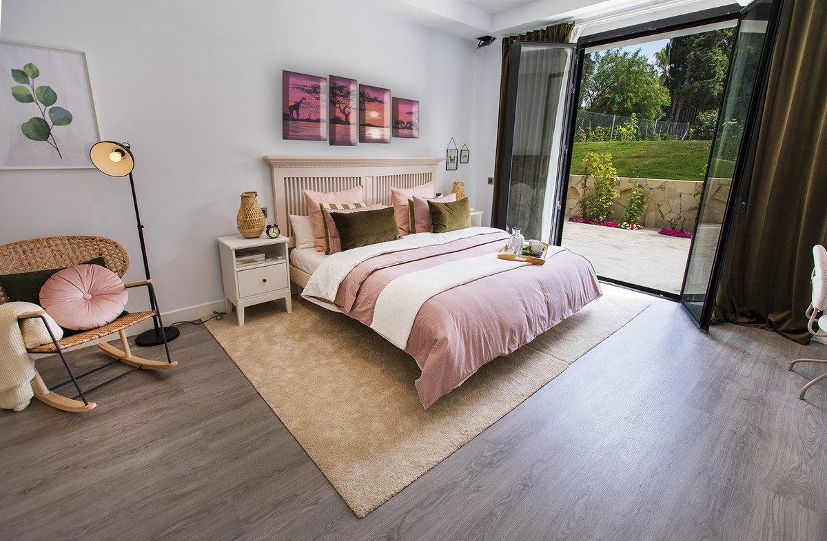 Huis te koop in Nueva Andalucía | 10 slaapkamers H5420308