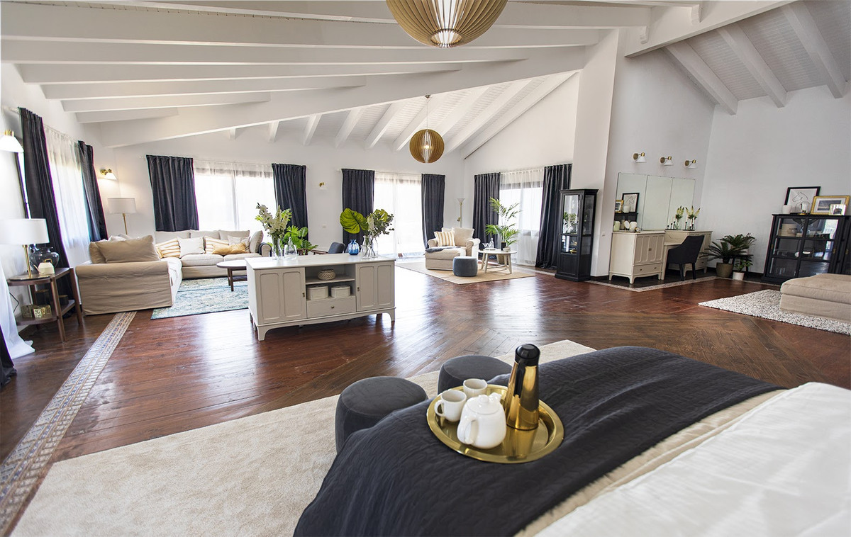 Huis te koop in Nueva Andalucía | 10 slaapkamers H5420308