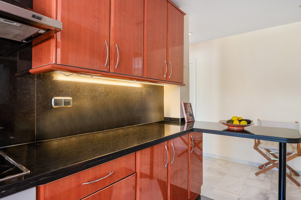 Appartement te koop in Nueva Andalucía | 3 slaapkamers H5420404