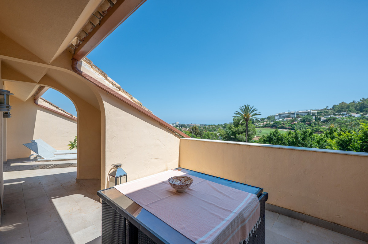 Appartement te koop in Nueva Andalucía | 3 slaapkamers H5420404