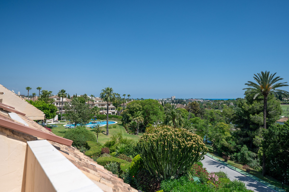 Appartement te koop in Nueva Andalucía | 3 slaapkamers H5420404