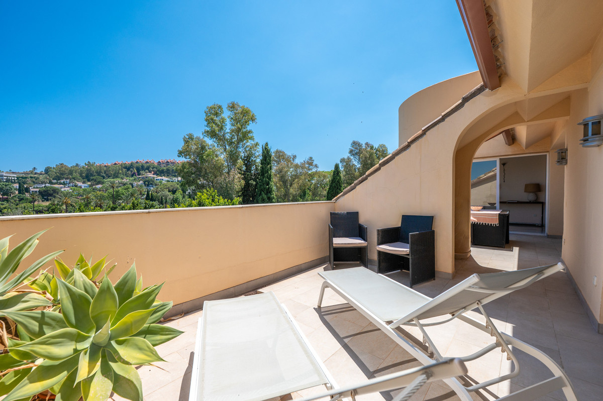 Appartement te koop in Nueva Andalucía | 3 slaapkamers H5420404
