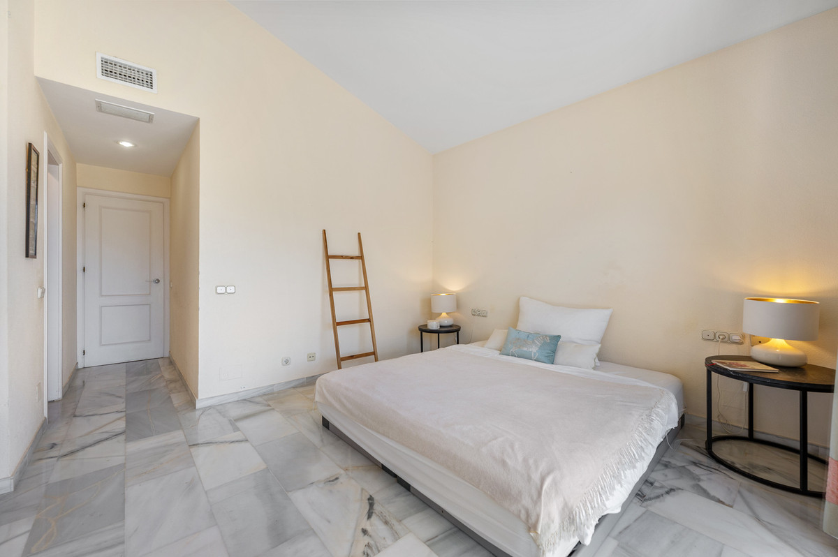Appartement te koop in Nueva Andalucía | 3 slaapkamers H5420404