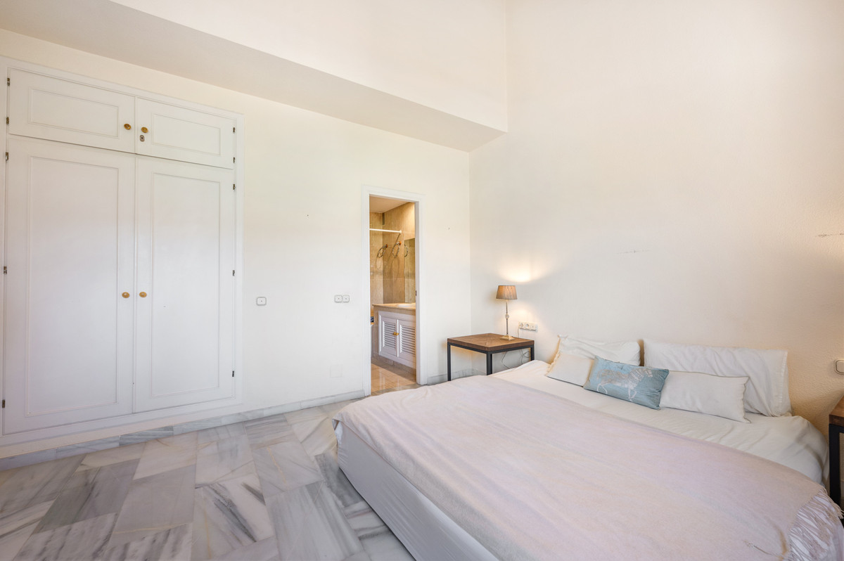 Appartement te koop in Nueva Andalucía | 3 slaapkamers H5420404