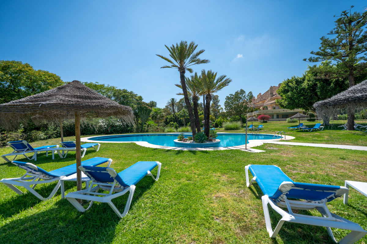 Appartement te koop in Nueva Andalucía | 3 slaapkamers H5420404