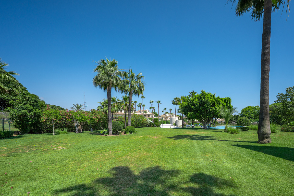 Appartement te koop in Nueva Andalucía | 3 slaapkamers H5420404