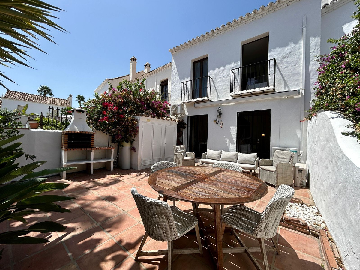 Huis te koop in Nueva Andalucía | 2 slaapkamers H5420968