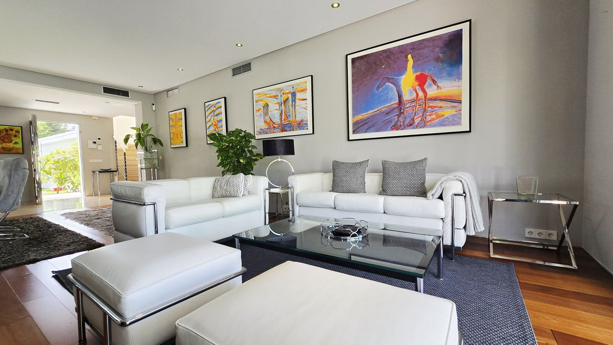 Huis te koop in Nueva Andalucía | 5 slaapkamers H5421925