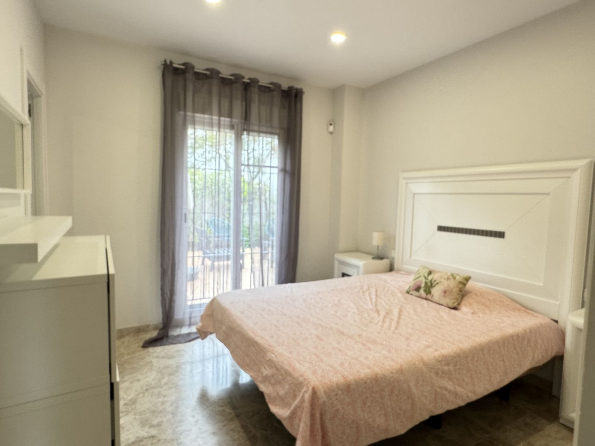 Appartement te koop in Nueva Andalucía | 2 slaapkamers H5422447