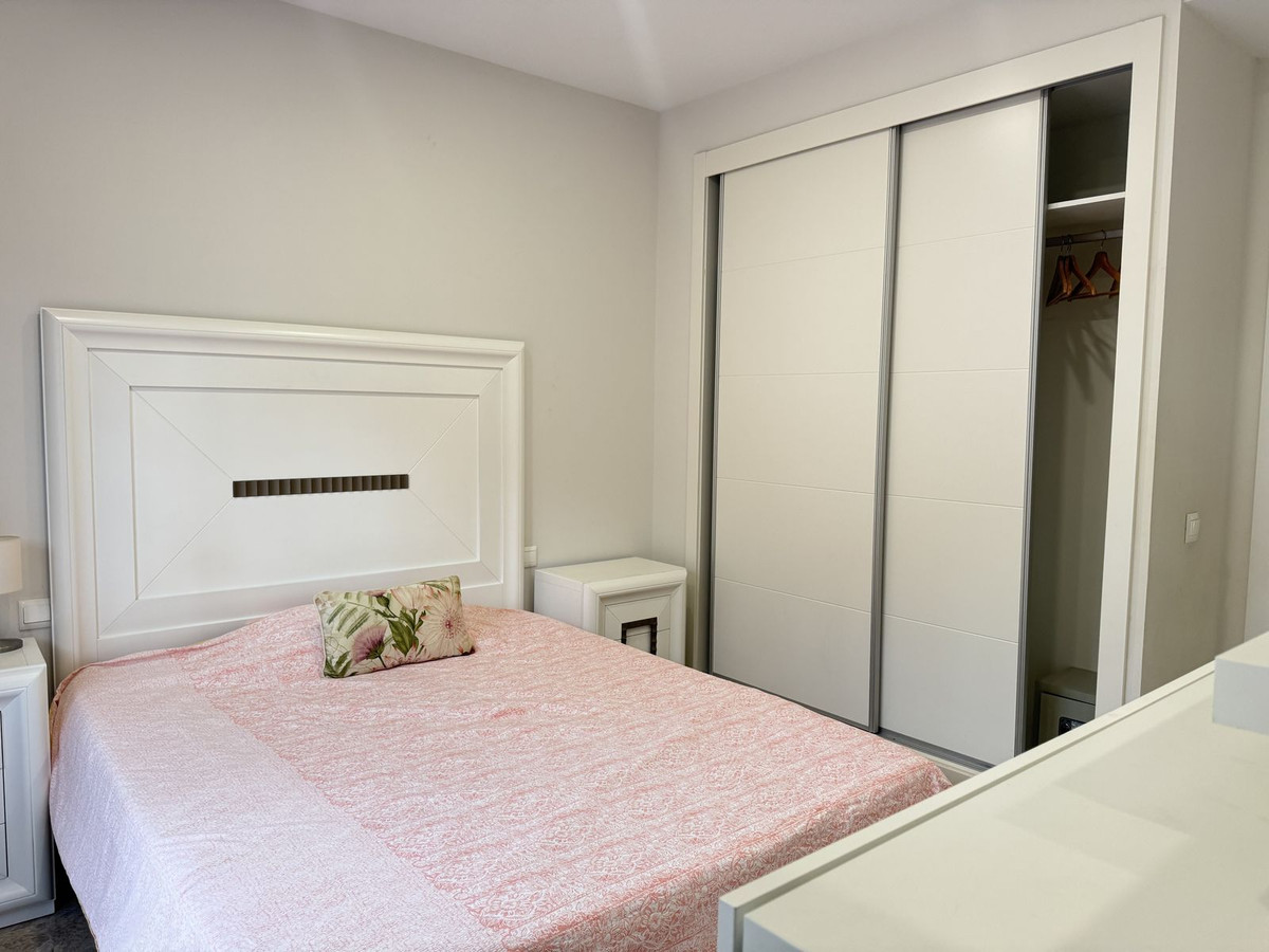 Appartement te koop in Nueva Andalucía | 2 slaapkamers H5422447