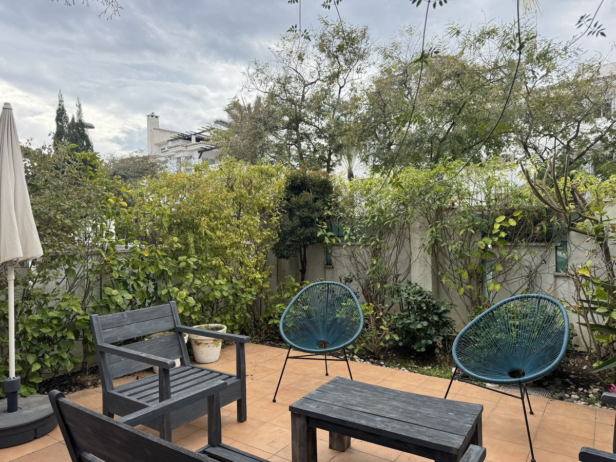 Appartement te koop in Nueva Andalucía | 2 slaapkamers H5422447