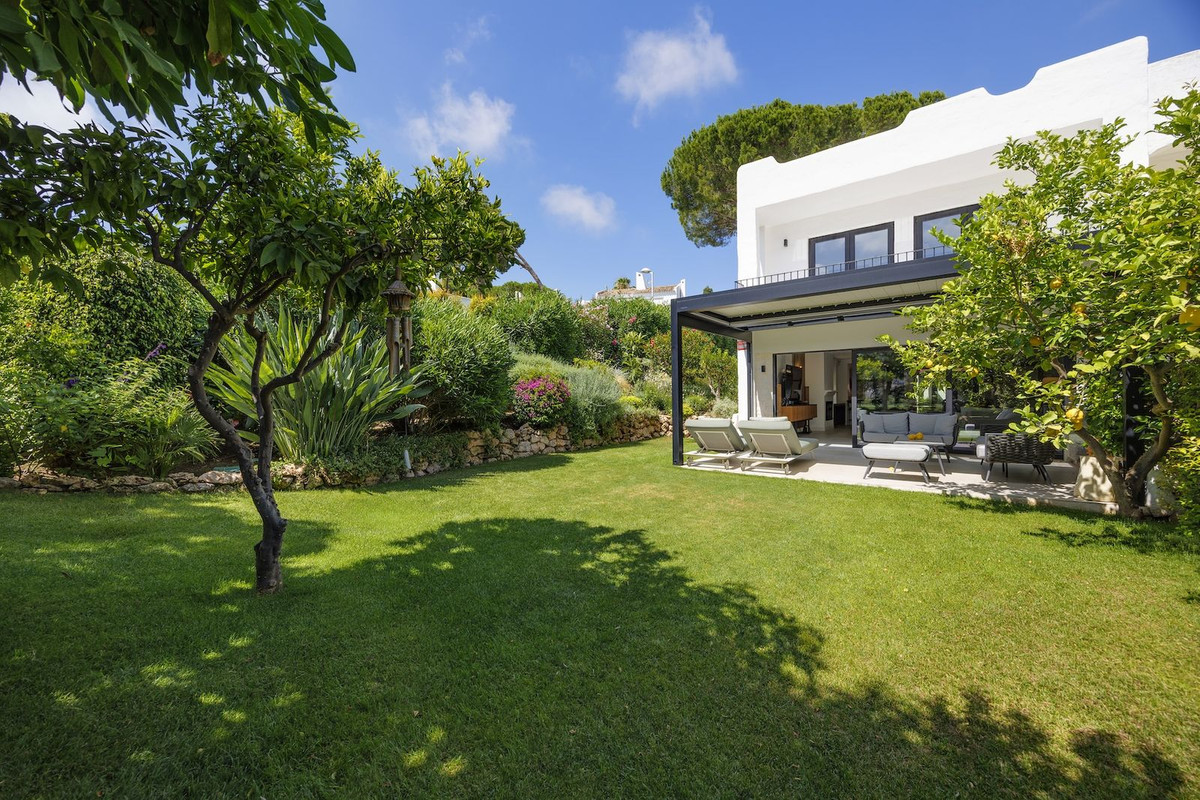 Huis te koop in Nueva Andalucía | 3 slaapkamers H5423362