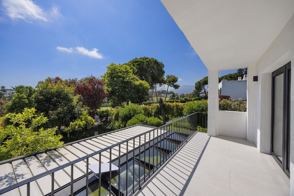 Huis te koop in Nueva Andalucía | 3 slaapkamers H5423362
