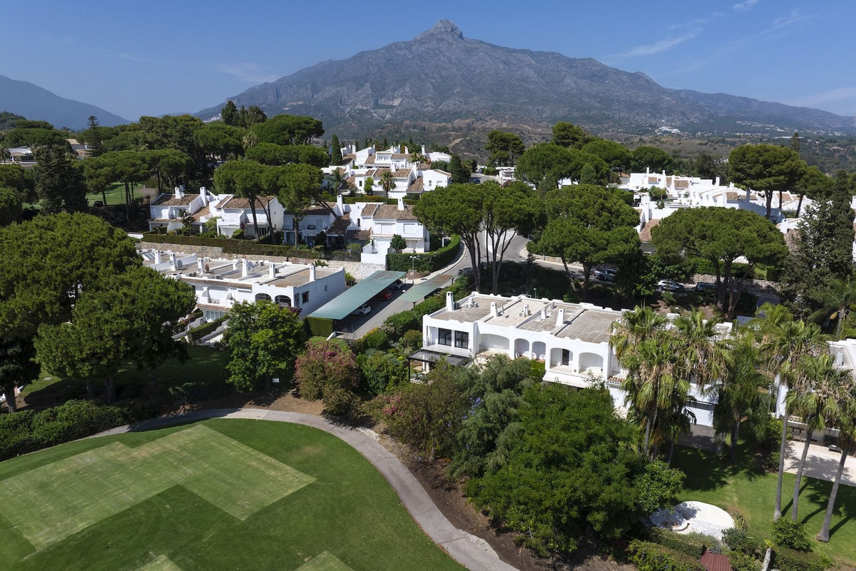 Huis te koop in Nueva Andalucía | 3 slaapkamers H5423362