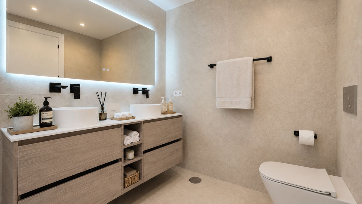 Huis te koop in Nueva Andalucía | 4 slaapkamers H5423698