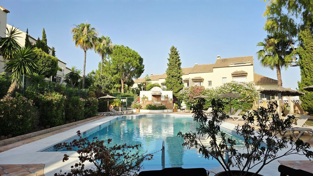 Huis te koop in Nueva Andalucía | 4 slaapkamers H5423698
