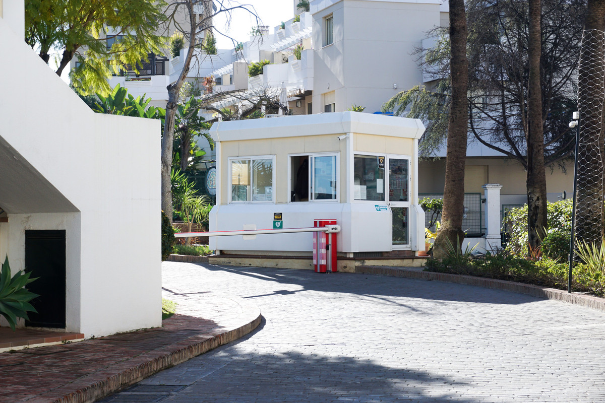 Grond te koop in Nueva Andalucía | 4 slaapkamers H5423845