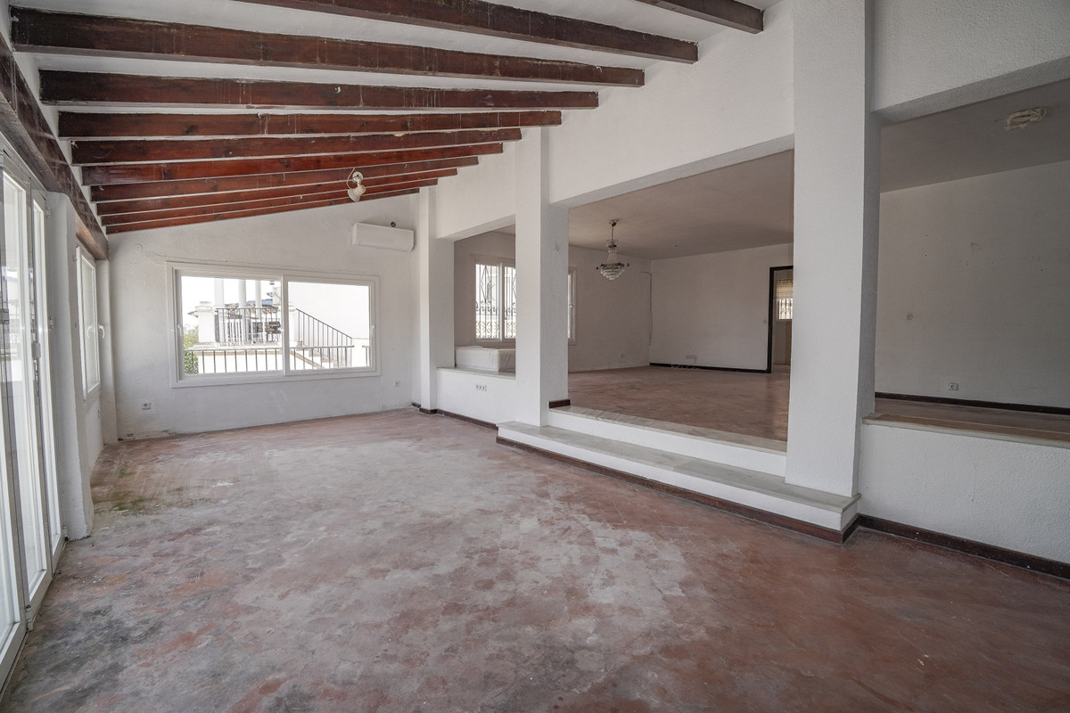 Huis te koop in Nueva Andalucía | 4 slaapkamers H5426422