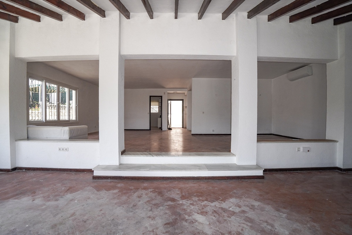 Huis te koop in Nueva Andalucía | 4 slaapkamers H5426422