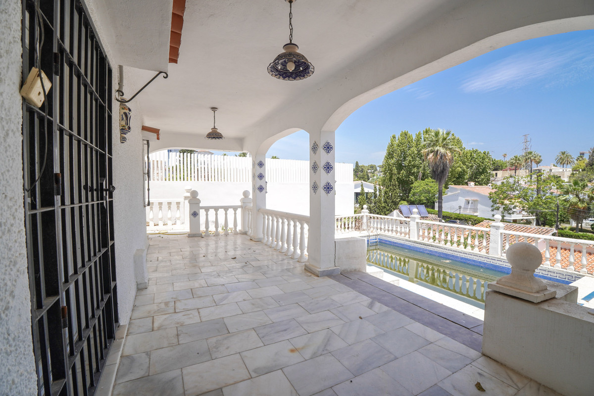 Huis te koop in Nueva Andalucía | 4 slaapkamers H5426422