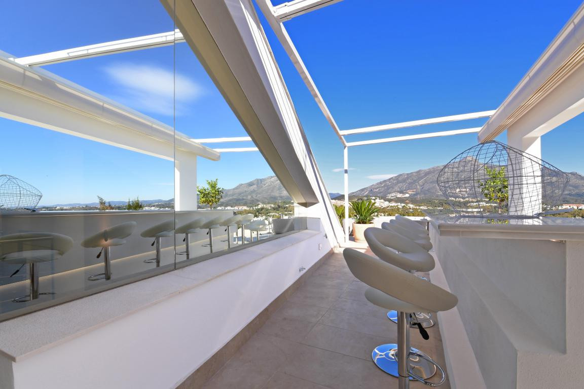 Huis te koop in Nueva Andalucía | 7 slaapkamers H5428045