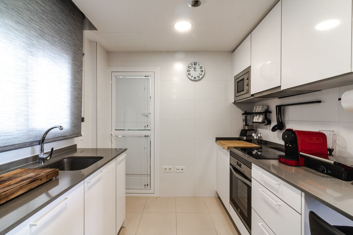 Appartement te koop in Nueva Andalucía | 2 slaapkamers H5429431