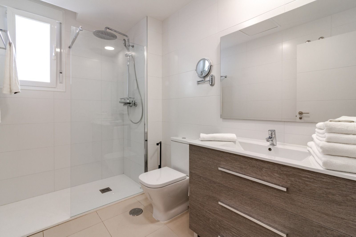 Appartement te koop in Nueva Andalucía | 2 slaapkamers H5429431