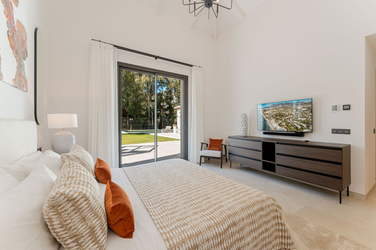 Huis te koop in Nueva Andalucía | 5 slaapkamers H5429473