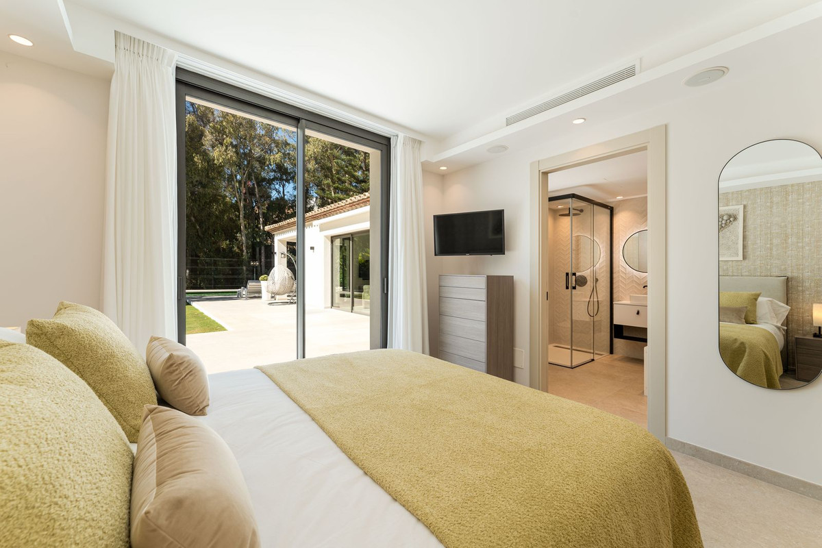 Huis te koop in Nueva Andalucía | 5 slaapkamers H5429473