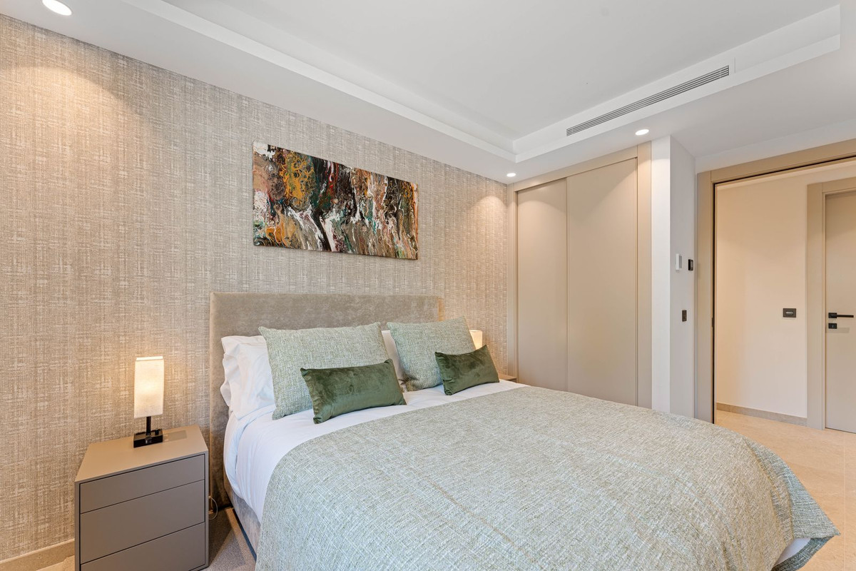 Huis te koop in Nueva Andalucía | 5 slaapkamers H5429473