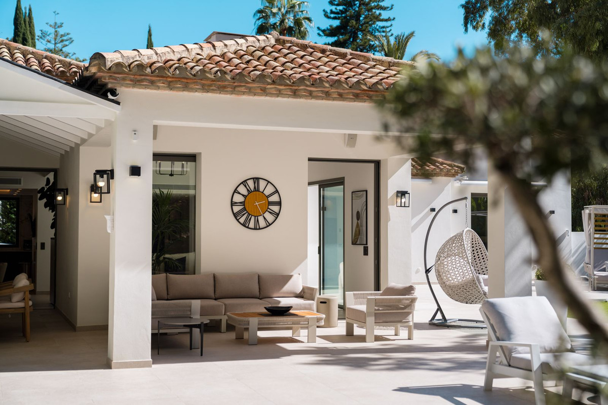 Huis te koop in Nueva Andalucía | 5 slaapkamers H5429473