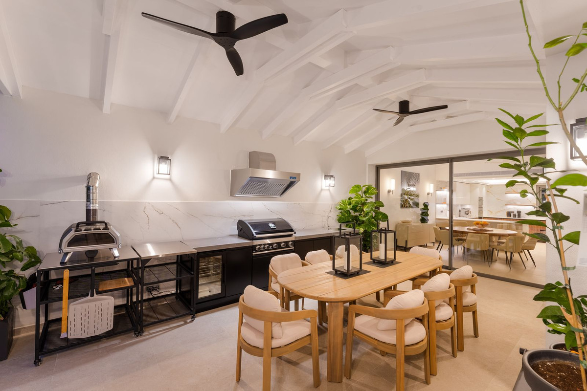 Huis te koop in Nueva Andalucía | 5 slaapkamers H5429473