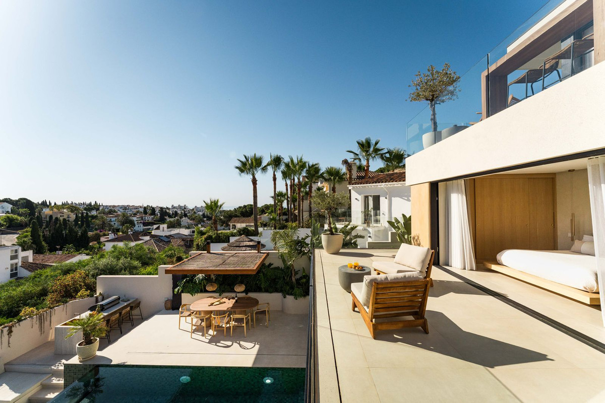 Huis te koop in Nueva Andalucía | 5 slaapkamers H5430487