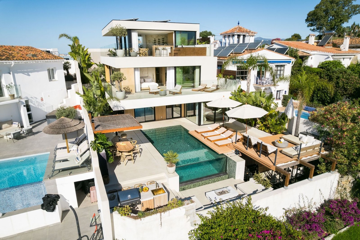 Huis te koop in Nueva Andalucía | 5 slaapkamers H5430487
