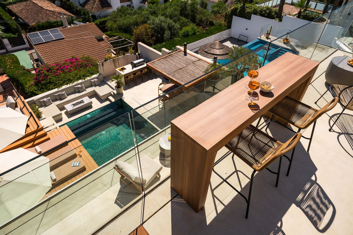 Huis te koop in Nueva Andalucía | 5 slaapkamers H5430487
