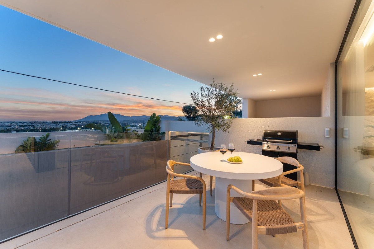 Huis te koop in Nueva Andalucía | 5 slaapkamers H5430487